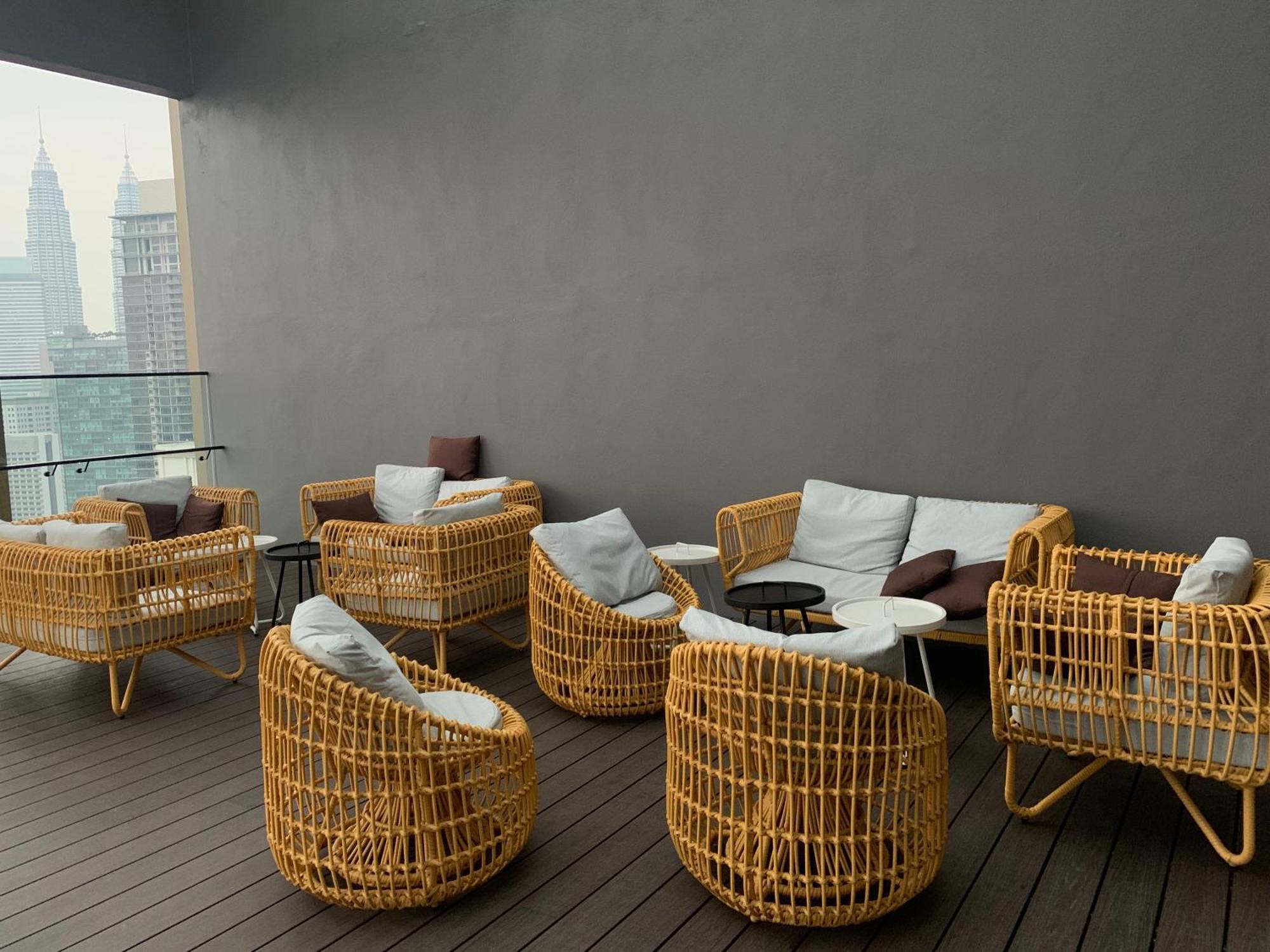 Axon Residence By Leo Suites Kuala Lumpur Exterior photo
